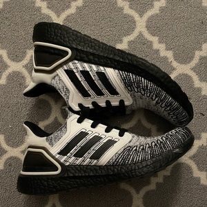 Adidas Ultraboost Oreo - Sz 8.5